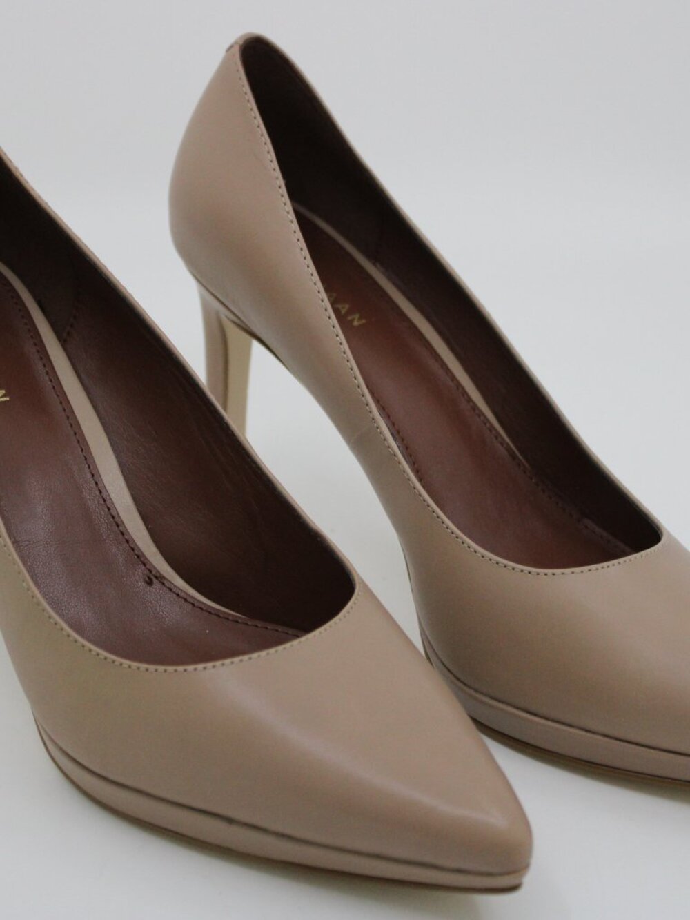 Cole Haan NWT Women Heels 6.5BM Taupe Leather Pointed 3" Stilettos Pumps Bussine